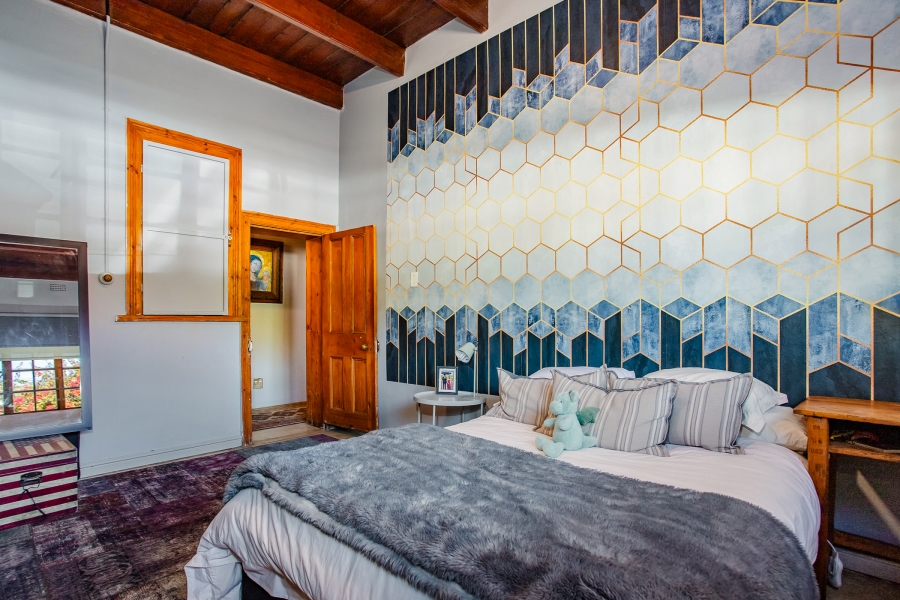 5 Bedroom Property for Sale in Bertville Western Cape